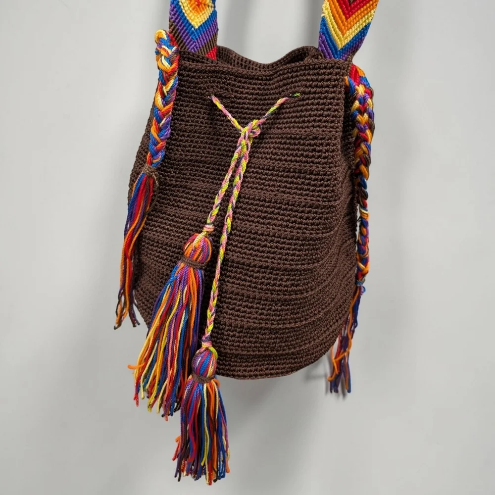 Mochilas Wayuu Handwoven Crossbody Bucket Bag Brown Multicolor Strap Tassel Boho